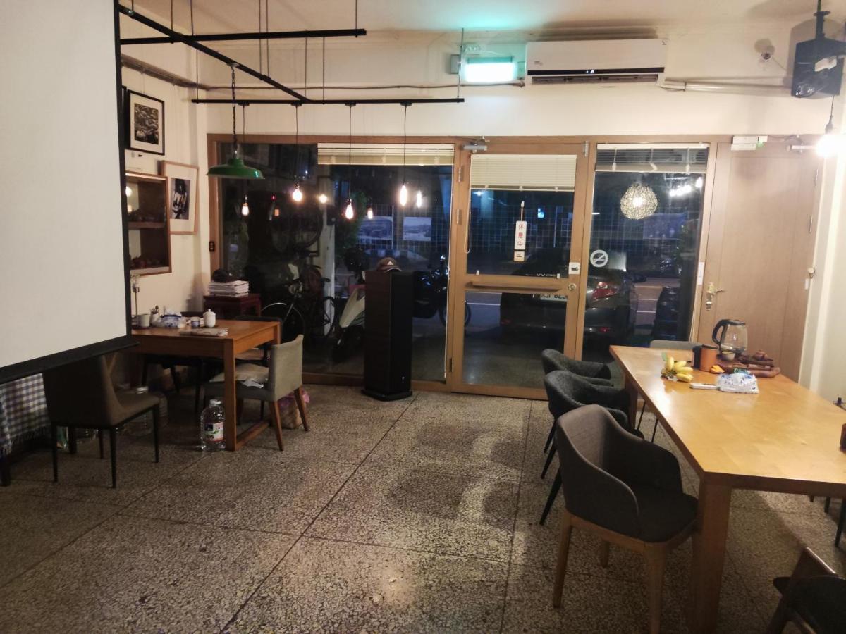 Formosa Backpackers Hostel & Apartment（青年民宿） Hualien stad Exteriör bild